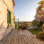 Semesterbostad La Maison Perchee Thiers