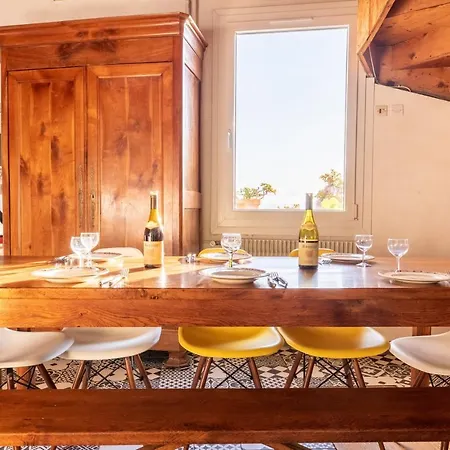 La Maison Perchee * טייר