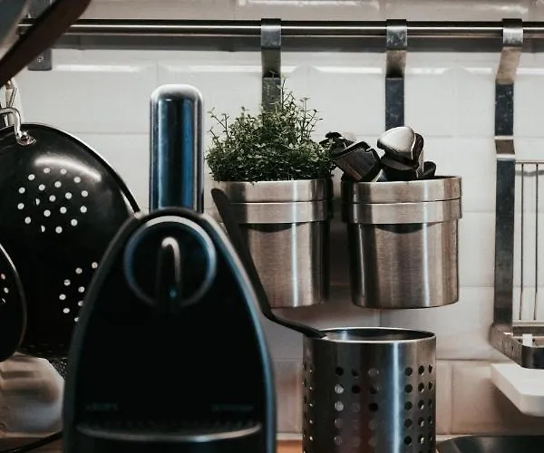 La Maison Perchee Semesterbostad Thiers